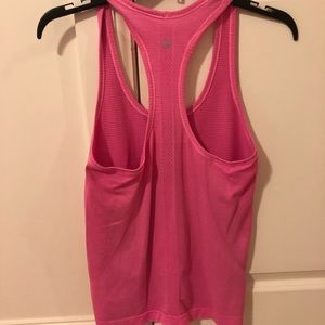Lululemon swiftly tech tank top!!